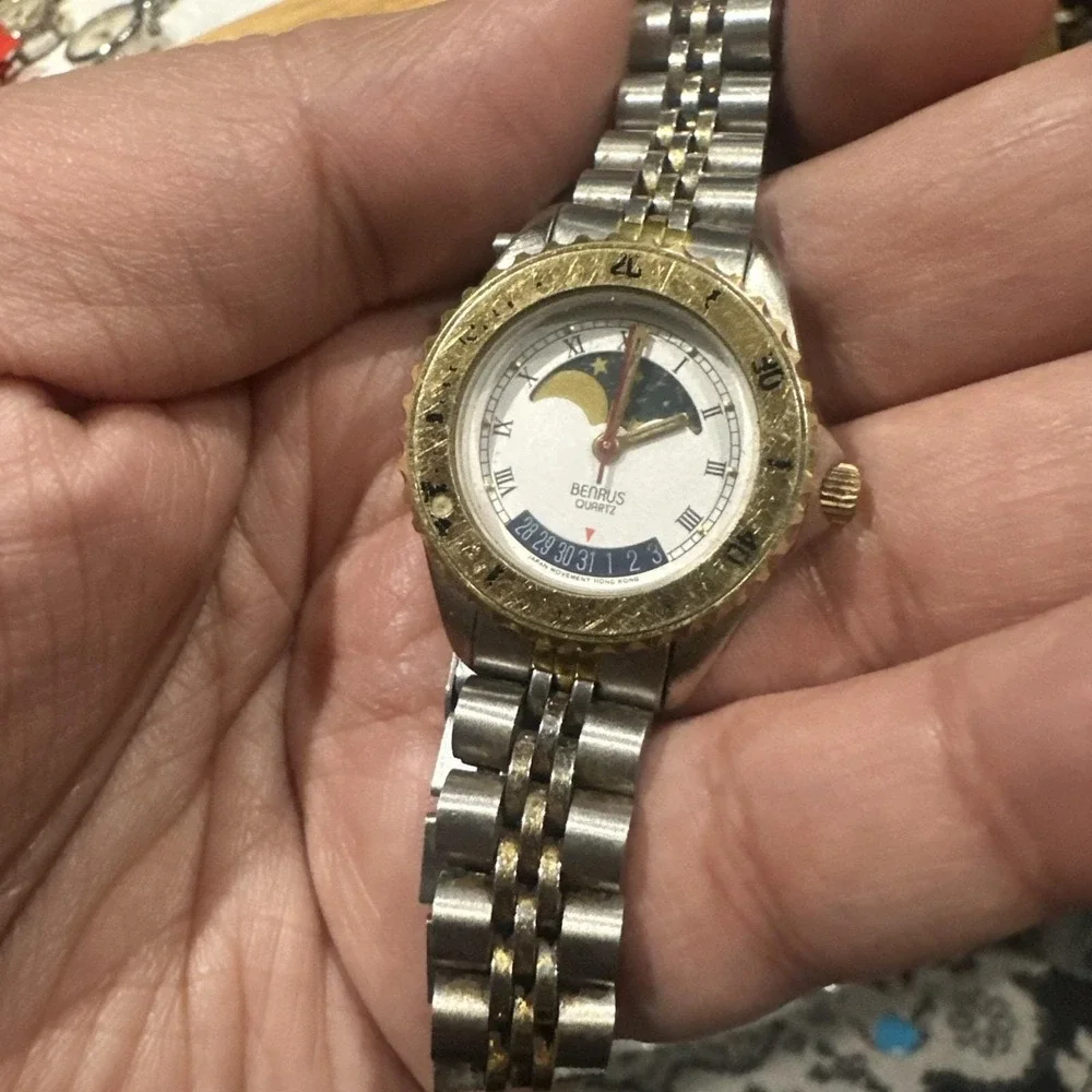 Works Vintage Benrus Moon Phase Womens Watch 25MM Two‎ Tone Band Fit 7in - Read